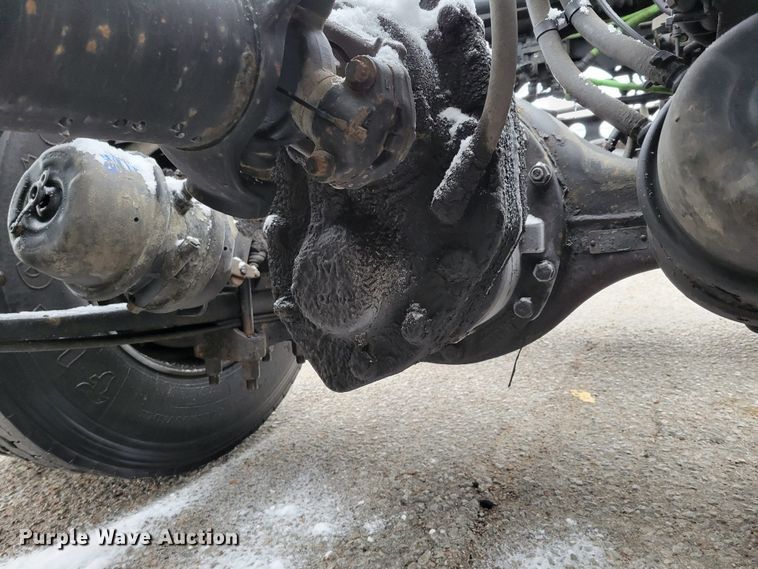 image for item DM8181 2015 International ProStar  semi truck