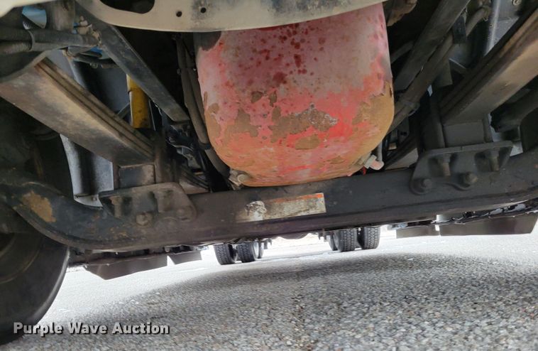 image for item DM8181 2015 International ProStar  semi truck