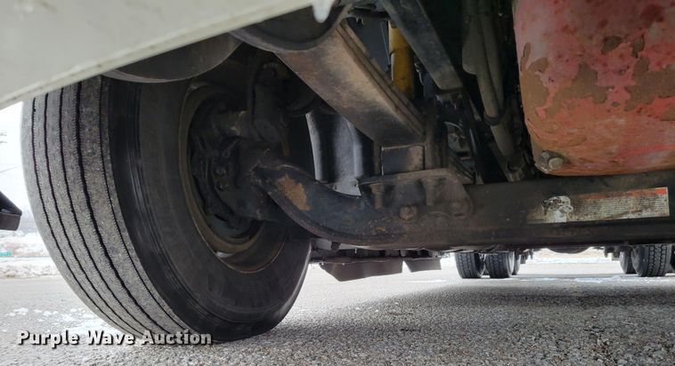 image for item DM8181 2015 International ProStar  semi truck