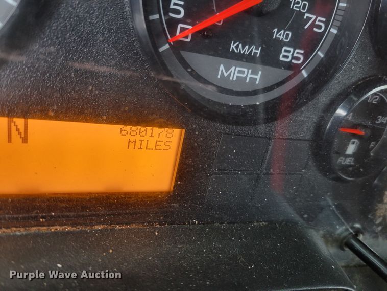 image for item DM8181 2015 International ProStar  semi truck