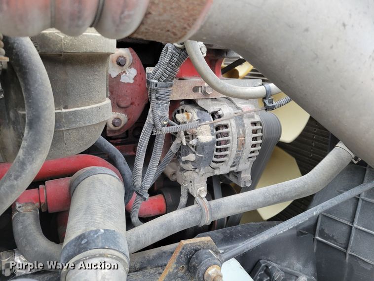 image for item DM8181 2015 International ProStar  semi truck