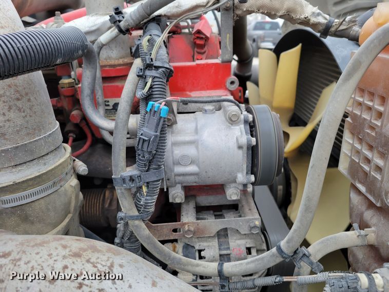 image for item DM8181 2015 International ProStar  semi truck