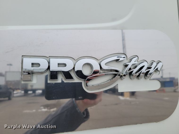 image for item DM8181 2015 International ProStar  semi truck