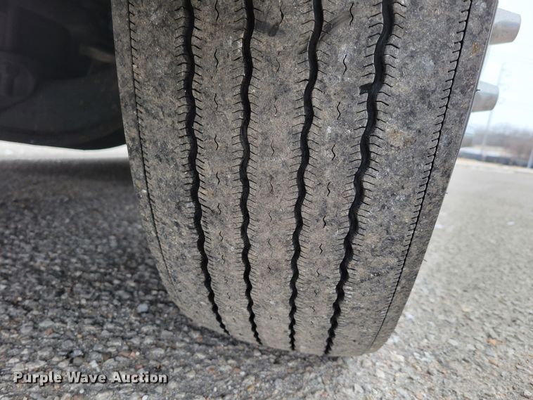 image for item DM8181 2015 International ProStar  semi truck