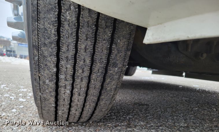 image for item DM8181 2015 International ProStar  semi truck