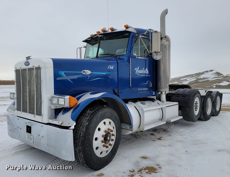 image for item DM8188 1999 Peterbilt 379  semi truck