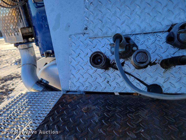 image for item DM8188 1999 Peterbilt 379  semi truck