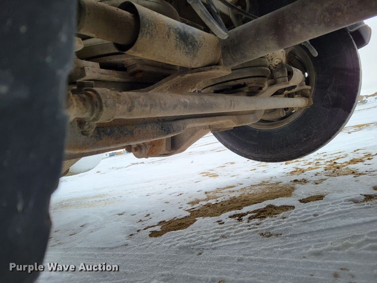 image for item DM8188 1999 Peterbilt 379  semi truck