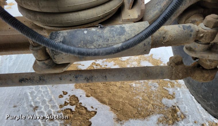 image for item DM8188 1999 Peterbilt 379  semi truck