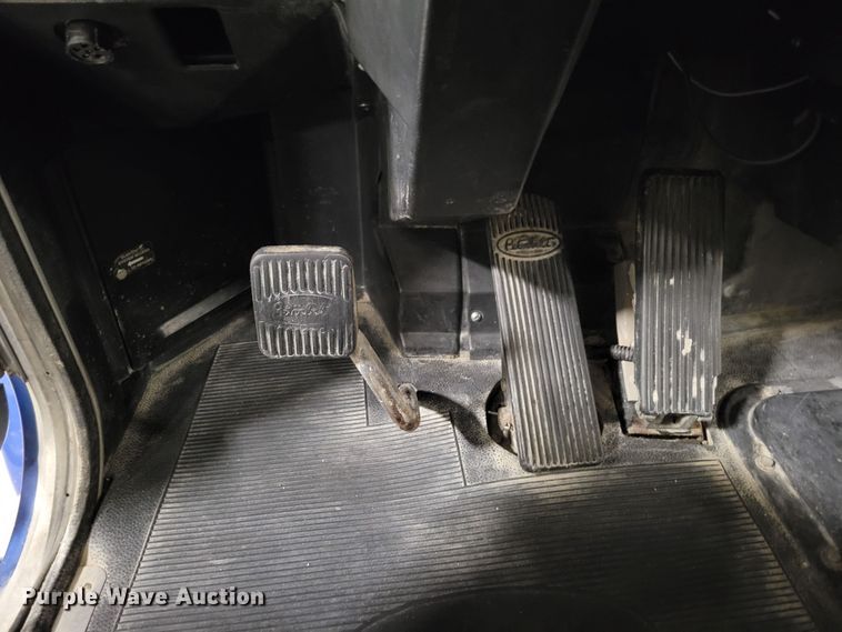 image for item DM8188 1999 Peterbilt 379  semi truck