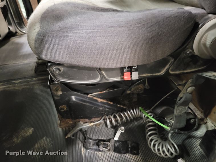 image for item DM8188 1999 Peterbilt 379  semi truck