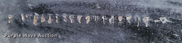 image for item DM8193 2002 Mack CH613  semi truck