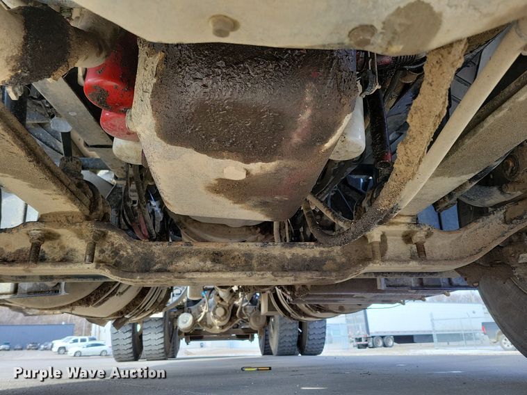 image for item DM8194 2008 Mack CXU613  semi truck