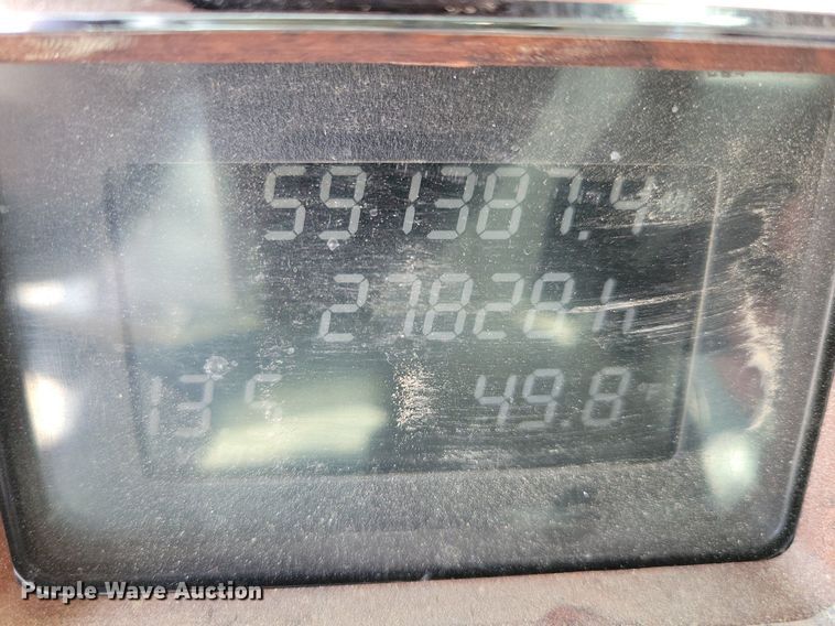 image for item DM8194 2008 Mack CXU613  semi truck