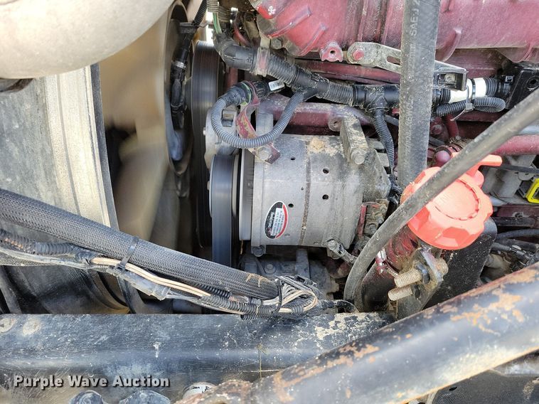 image for item DM8194 2008 Mack CXU613  semi truck