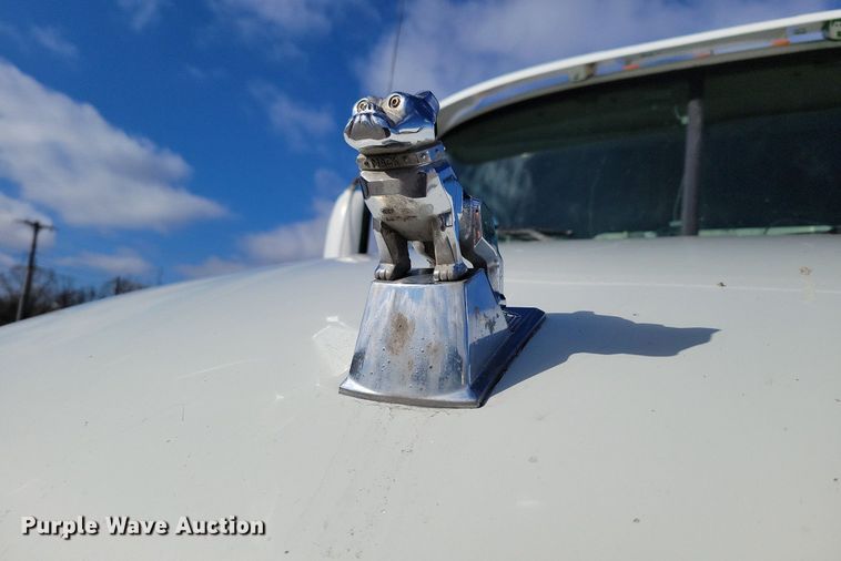 image for item DM8194 2008 Mack CXU613  semi truck