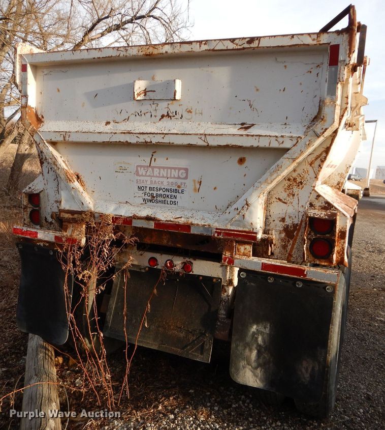 image for item DN5742 1998 Travis  end dump trailer