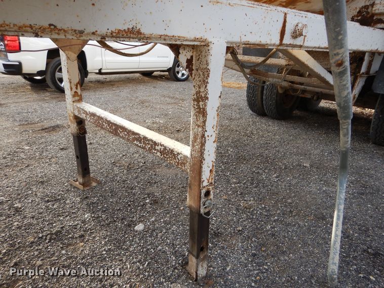 image for item DN5742 1998 Travis  end dump trailer
