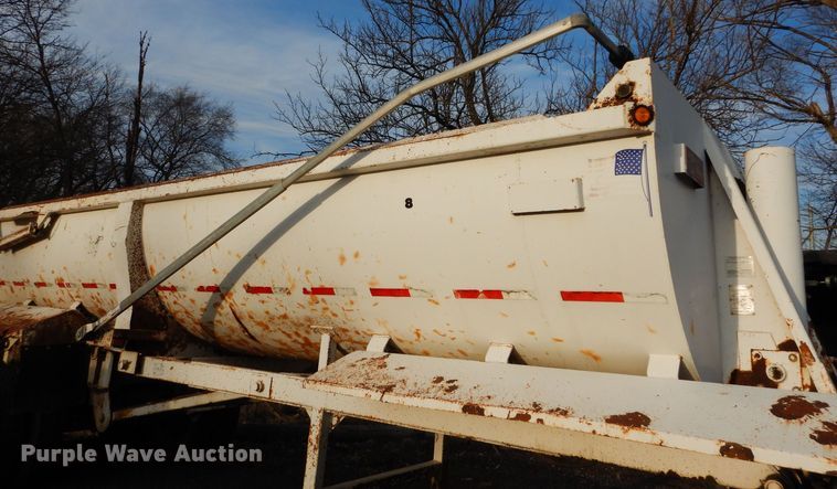 image for item DN5742 1998 Travis  end dump trailer