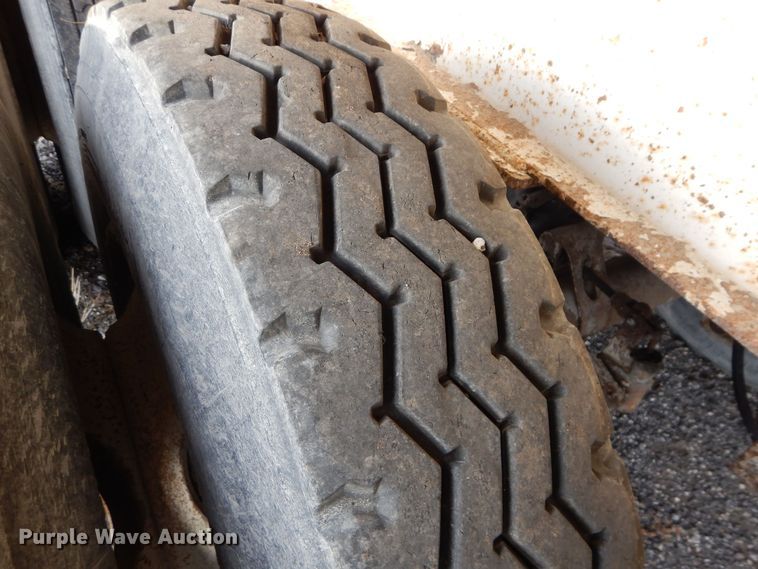 image for item DN5742 1998 Travis  end dump trailer