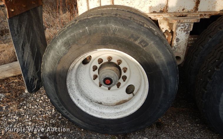 image for item DN5742 1998 Travis  end dump trailer