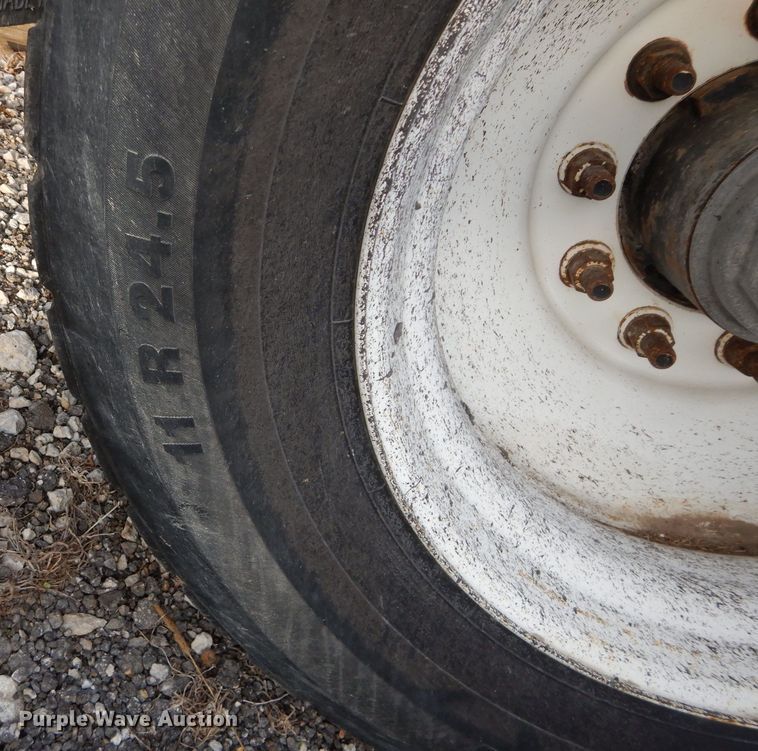 image for item DN5742 1998 Travis  end dump trailer