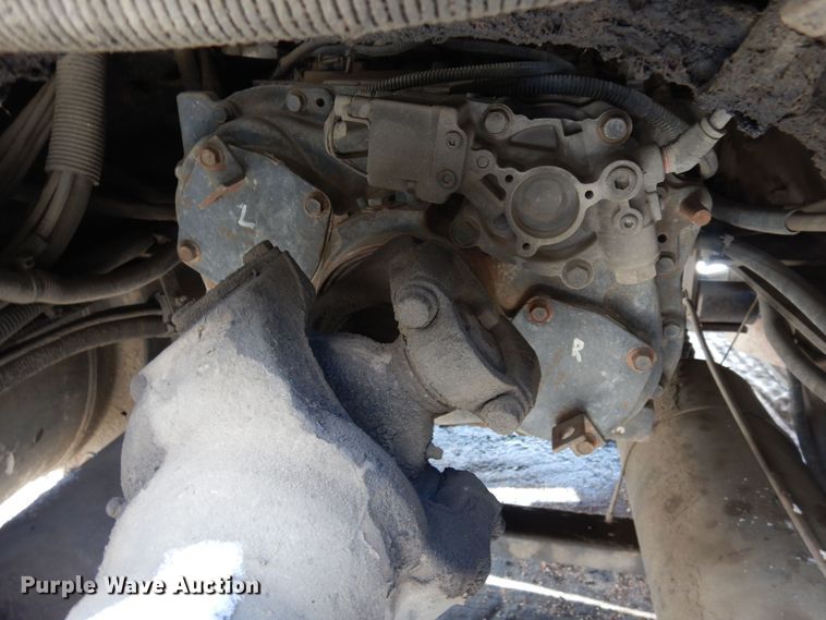 image for item DN6268 2005 International 9200i  semi truck