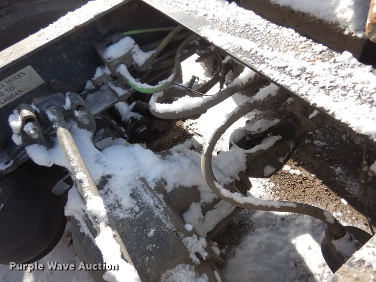 image for item DN6268 2005 International 9200i  semi truck