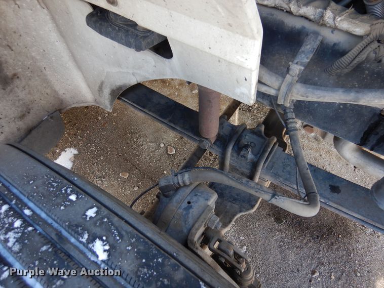 image for item DN6271 2005 International 9200i  semi truck