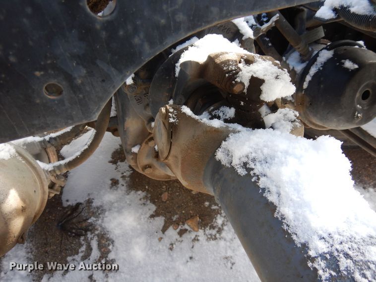 image for item DN6271 2005 International 9200i  semi truck