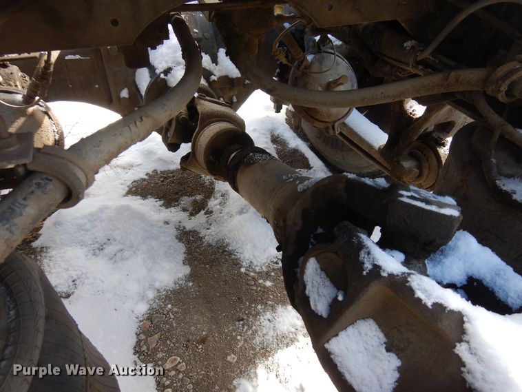 image for item DN6271 2005 International 9200i  semi truck