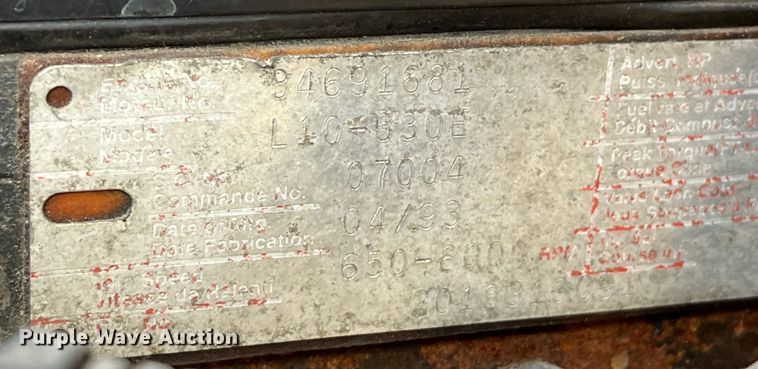 image for item DP0462 1993 International 9200  flatbed truck