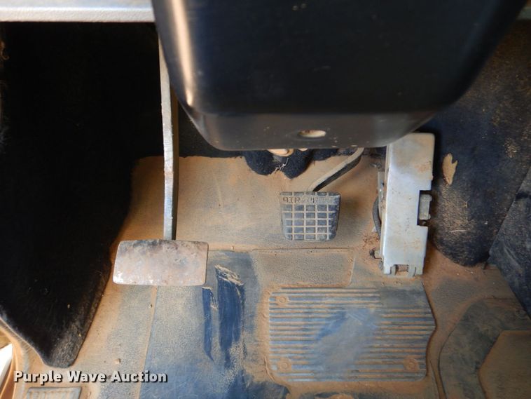 image for item DP8611 1999 Mack CH613  dump truck