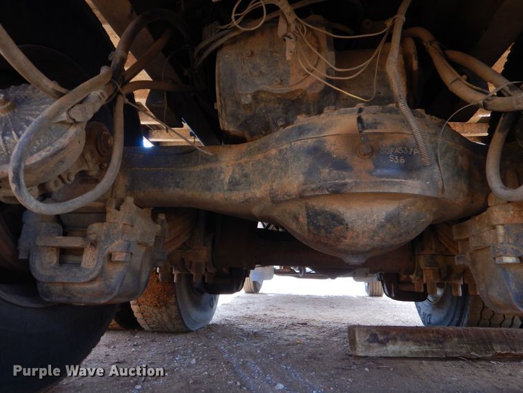 image for item DP8611 1999 Mack CH613  dump truck