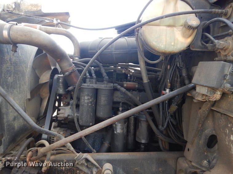 image for item DP8611 1999 Mack CH613  dump truck