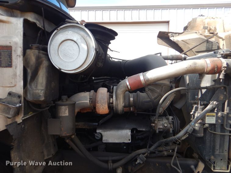 image for item DP8611 1999 Mack CH613  dump truck