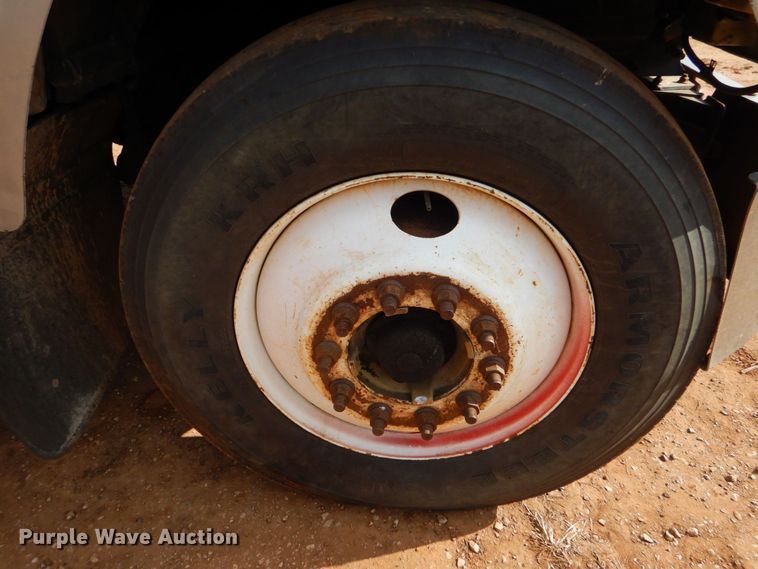 image for item DP8611 1999 Mack CH613  dump truck