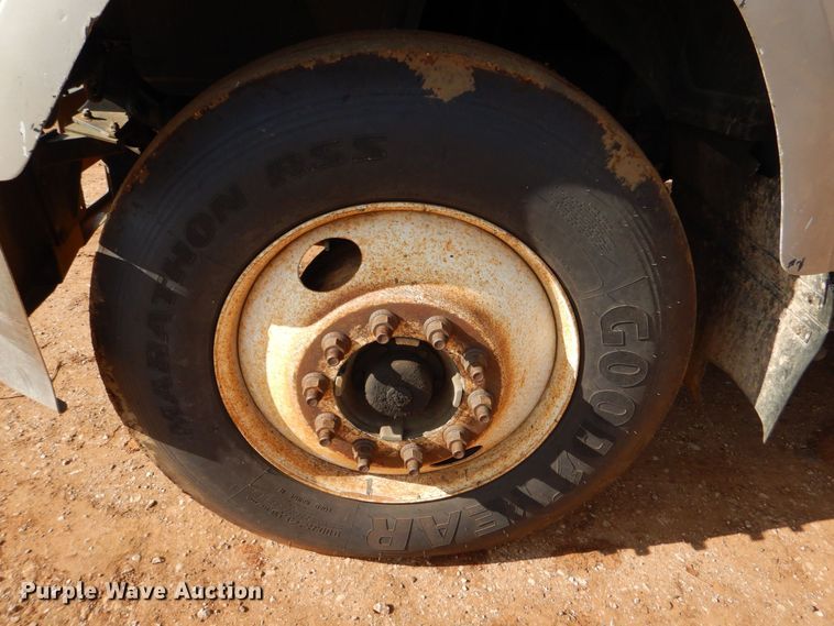 image for item DP8611 1999 Mack CH613  dump truck