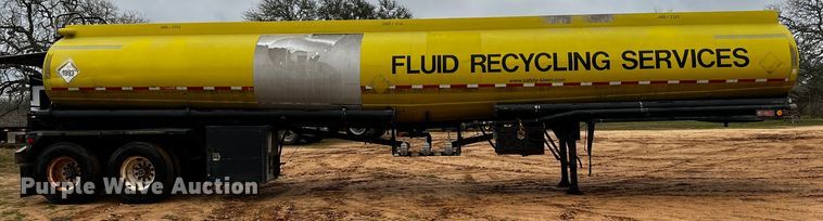 image for item DQ1958 1987 Heil  tank trailer