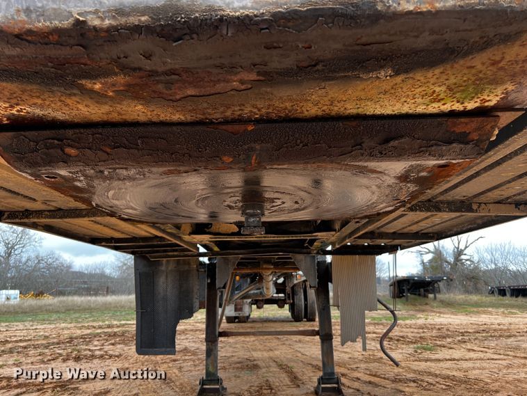 image for item DQ1958 1987 Heil  tank trailer