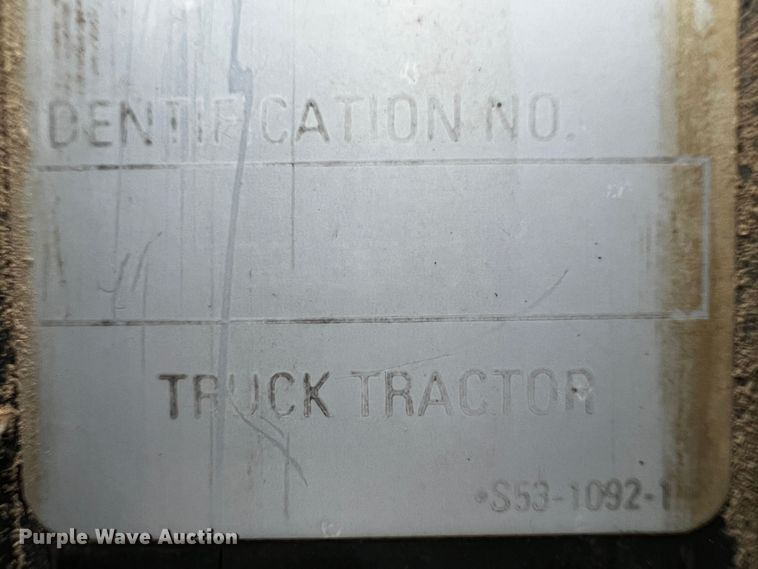 image for item DQ1960 2007 Kenworth truck cab and chassis