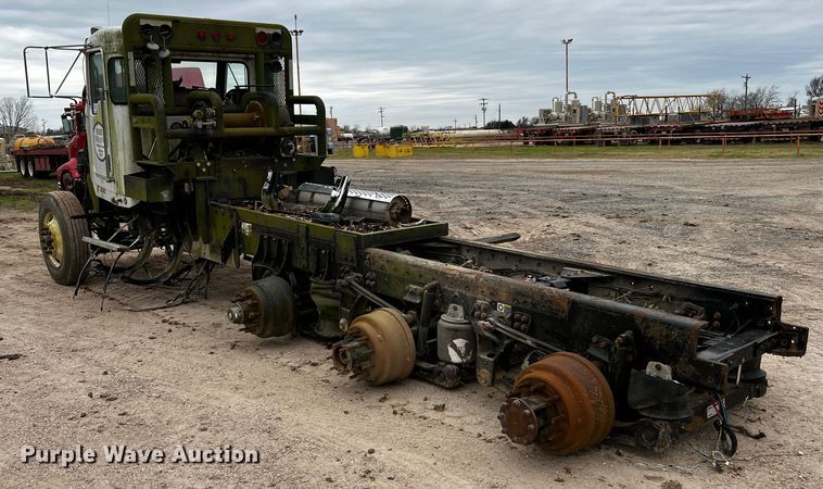 image for item DQ1961 2007 Kenworth truck cab and chassis