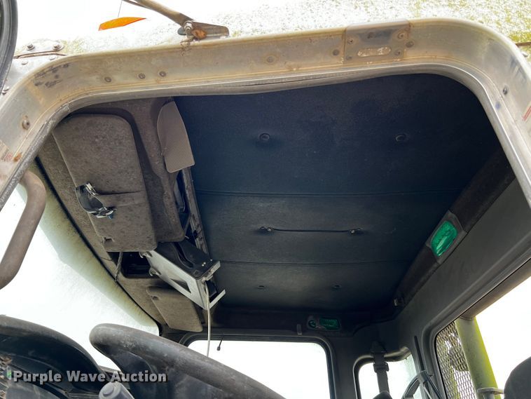 image for item DQ1961 2007 Kenworth truck cab and chassis