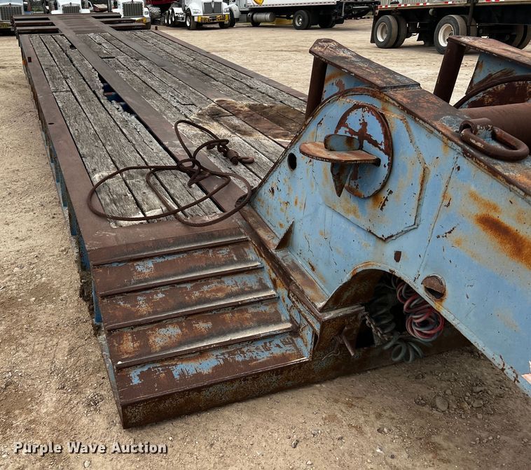 image for item DQ1963 1974 Nabors  oilfield trailer
