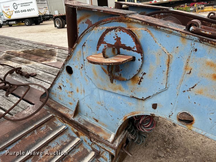 image for item DQ1963 1974 Nabors  oilfield trailer
