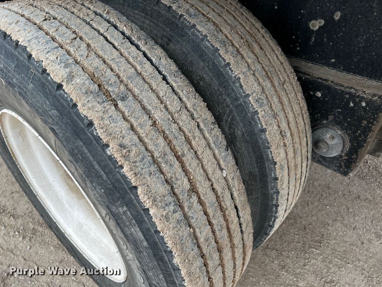 image for item DQ1964 1998 Fontaine LFTW-5-10048WSA  flatbed trailer