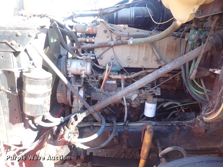 image for item DQ5019 1988 White GMC WIA  semi truck