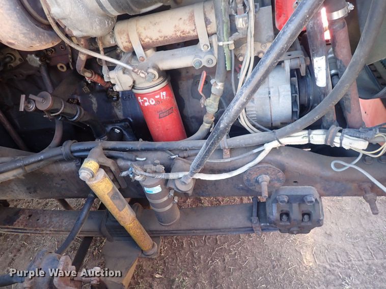 image for item DQ5019 1988 White GMC WIA  semi truck