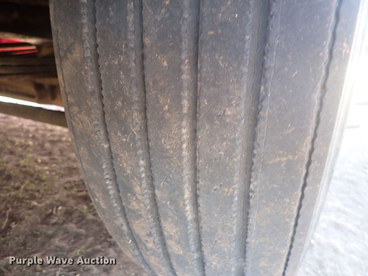 image for item DQ5019 1988 White GMC WIA  semi truck