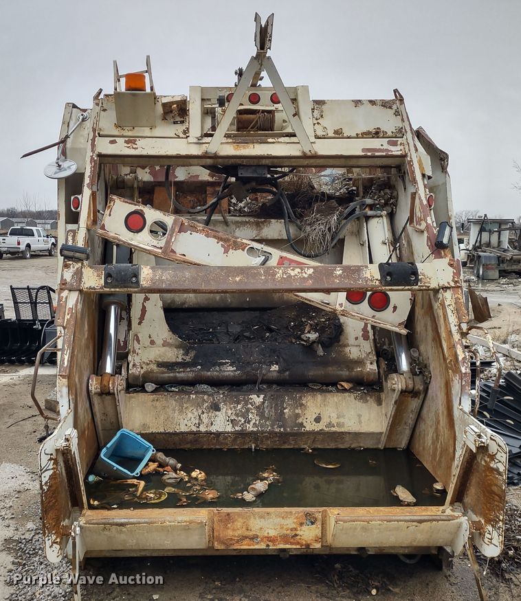 image for item DR8142 Heil 612-3201  refuse bed